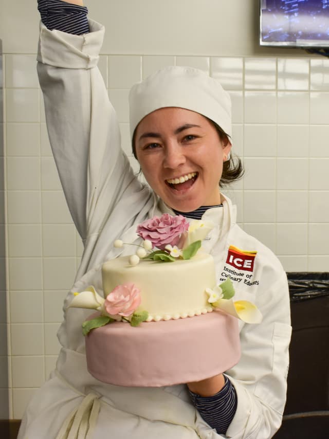 picture of erin in culinary school